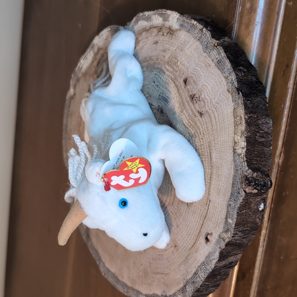 TY MYSTIC Beanie Baby Mystic the Unicorn Brown Horn Collectibles BD 5-21-94